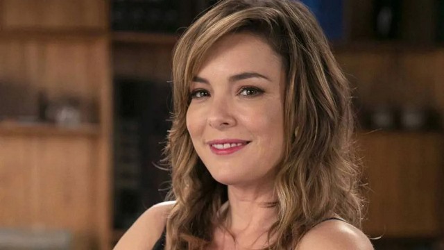 Atriz Regiane Alves é demitida após 23 anos na Globo