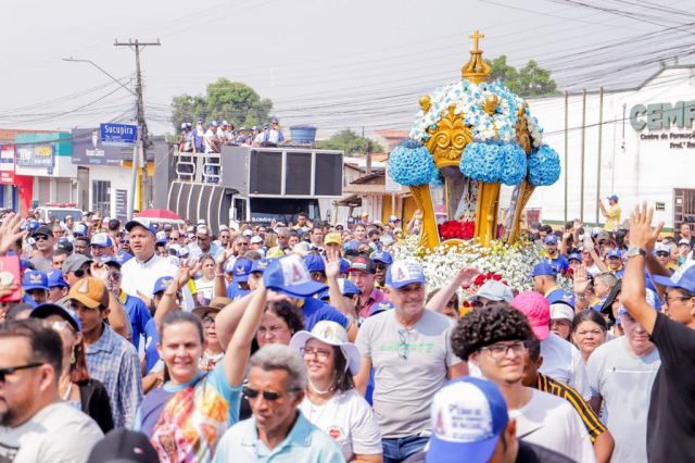 Círio de Nossa Senhora de Nazaré leva mais de nove mil pessoas para a procissão em Canaã dos Carajás