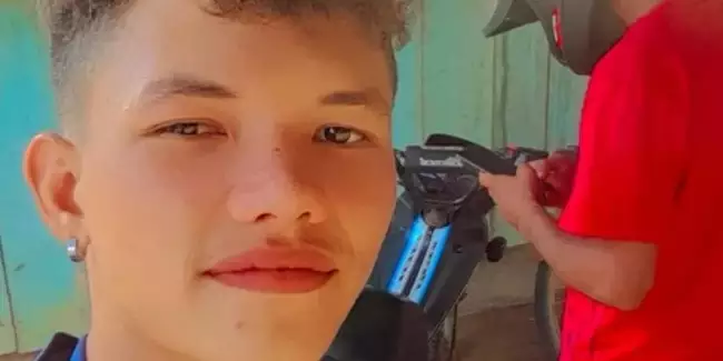Jovem morre em acidente entre motocicleta e caminhonete na Transamazônica