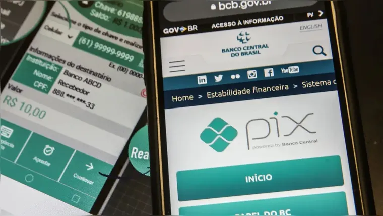 Pix custa cerca de R$ 50 milhões por ano, diz Campos Neto