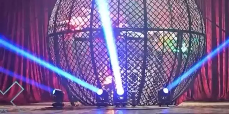 Acidente no 'Globo da Morte' deixa motociclista desmaiado em circo em Parauapebas