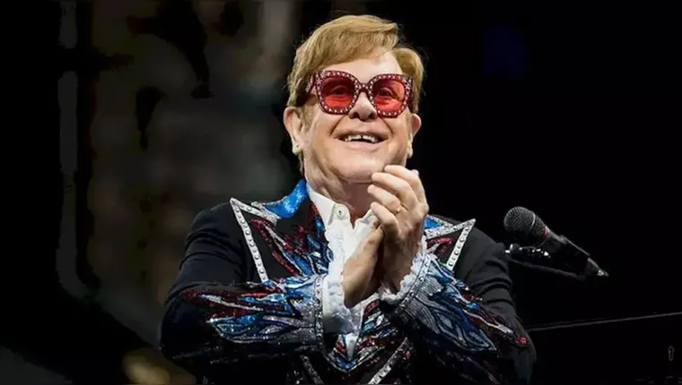 Elton John perde visão após sofrer infecção