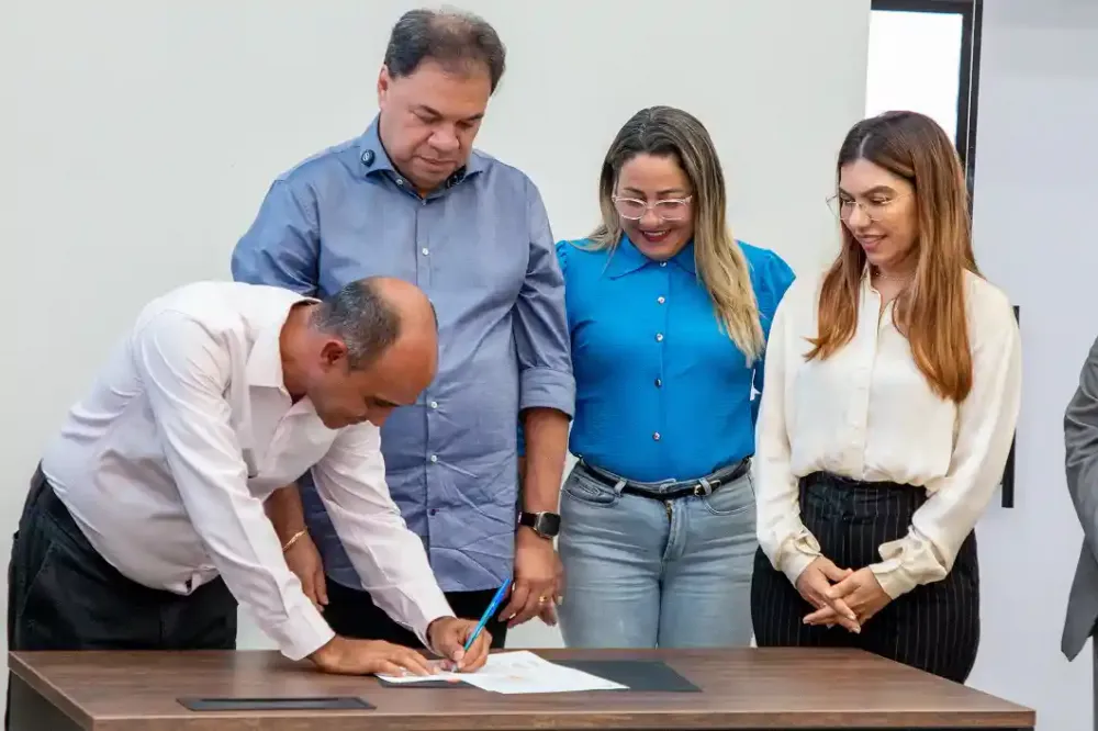 Câmara assina Convênio de Cooperação Técnica com a Assembleia Legislativa do Estado