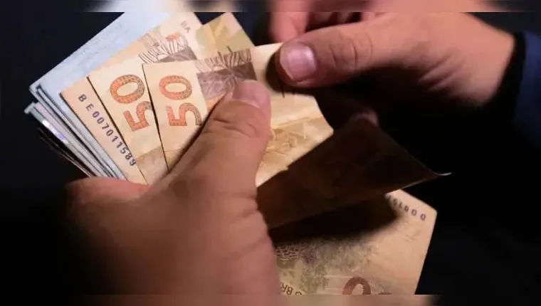 Não recebeu a 2ª parcela do 13º salário? Saiba o que fazer