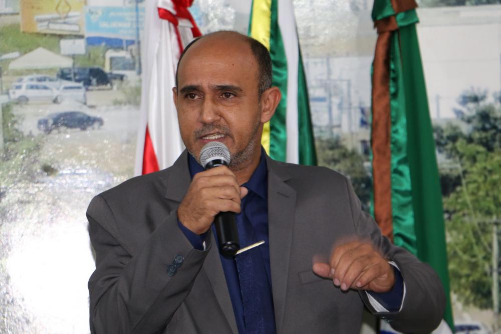 Dinilson José é reeleito presidente da Câmara