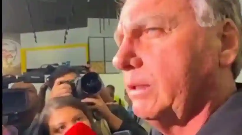 Bolsonaro espera que Trump ajude a reverter sua inelegibilidade; 'sou preso político', diz