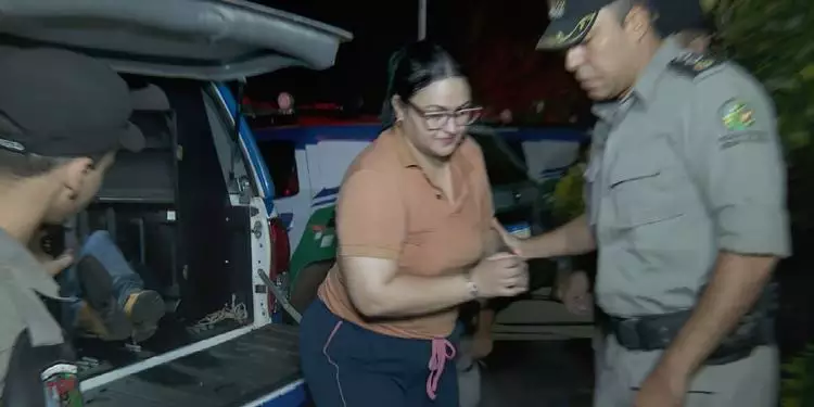 Criança de 2 anos morre após ser esquecida dentro de carro por quatro horas
