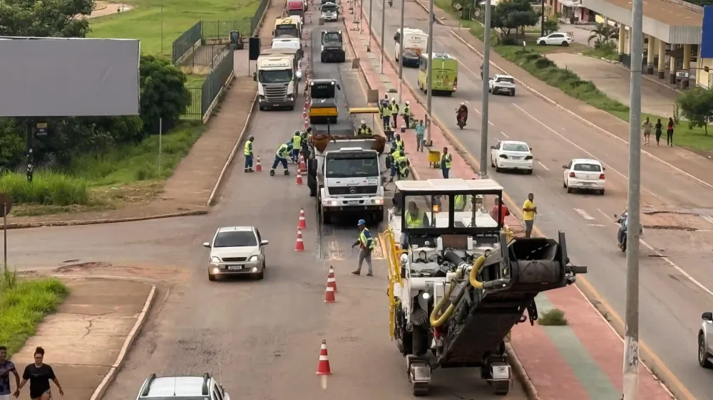 Bairro Nova Carajás em Parauapebas e PA-160 recebem equipes da operação “Buraco Zero” em Parauapebas