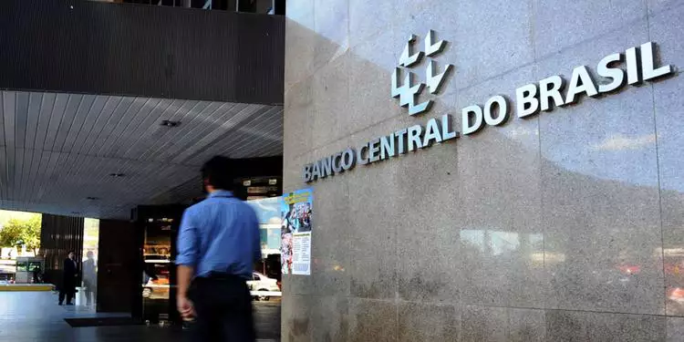 Banco Central define regras para correção de falhas no Pix Automático