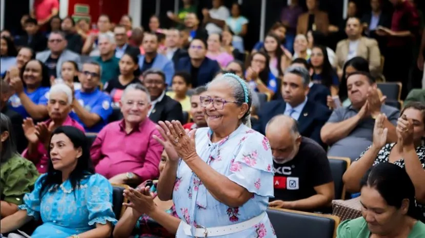 Sessão Solene Comemora 30 Anos da Igreja Evangélica Assembleia de Deus - Ministério de Madureira