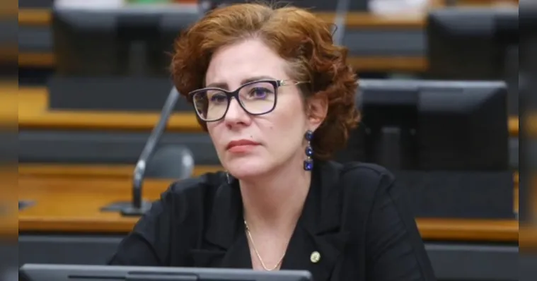 Ministro diz que extradição de Zambelli ocorrerá 'em breve'