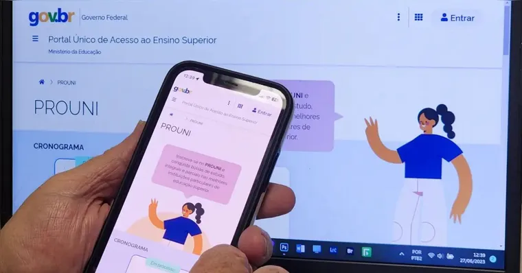 Processo seletivo começam no dia 30 de junho e oferece bolsas para estudantes que fizeram o Enem. | Rafa Neddermeyer/Agência Brasil