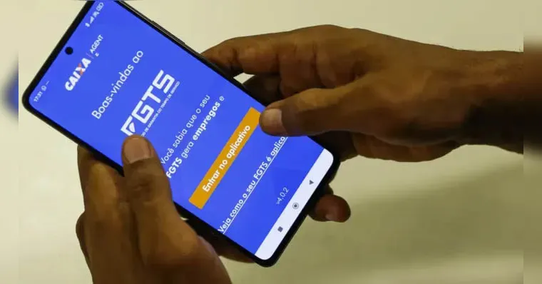 Tem dinheiro parado no FGTS? Saiba como e quando sacar