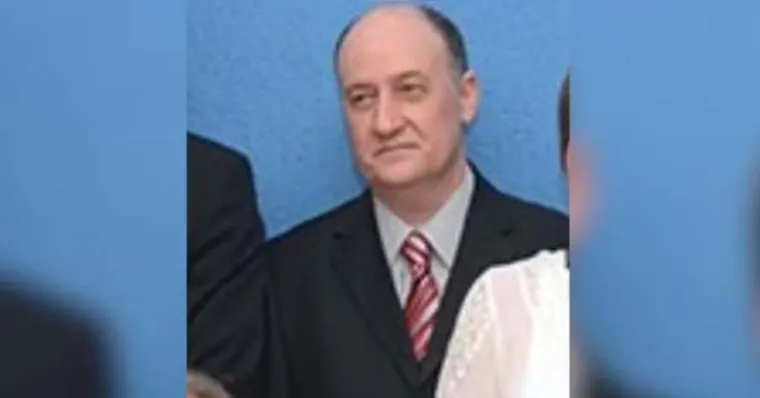 Mulher nua em colo de juiz em atropelamento diz que tentou dirigir