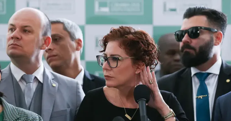 STF condena Carla Zambelli pela segunda vez