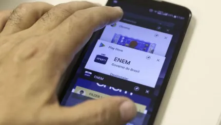 Enem 2025: MEC lança app com simulados e correção de redações