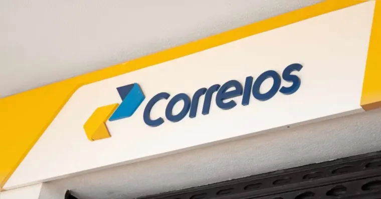 Correios ampliam meta de demissão voluntária e projetam cortes até 2027