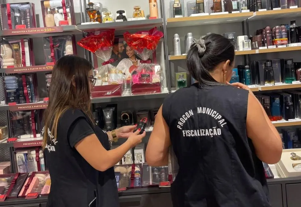 Procon de Parauapebas intensifica vistorias no comércio para o Dia dos Namorados
