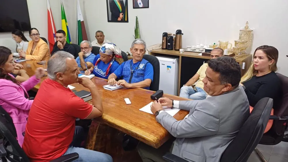 Prefeitura e sindicatos avançam no diálogo sobre o futuro do auxílio-alimentação dos servidores municipais