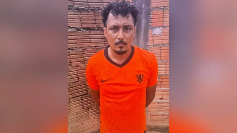 Homem invade escola de Parauapebas e ameaça alunos com facão