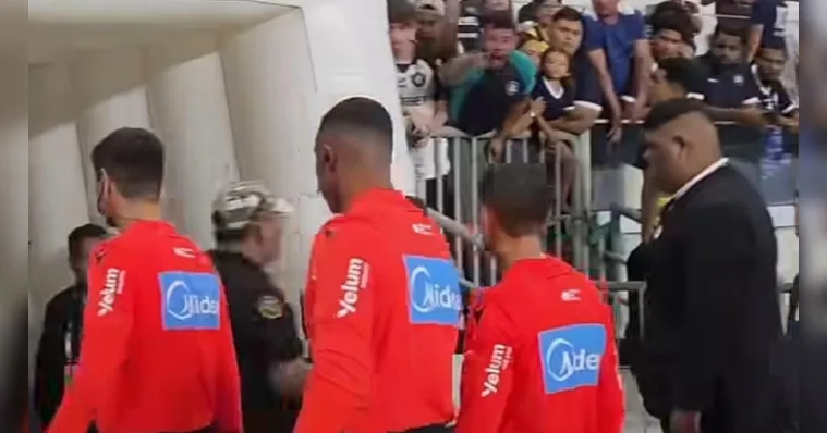 Remo é multado pelo STJD após copo ser lançado contra o árbitro