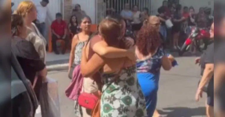 Família dança ao som de Madonna durante velório em Manaus