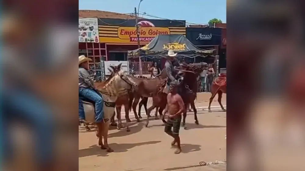 Homem chicoteado em cavalgada em São Félix do Xingu desabafa: “Covarde”