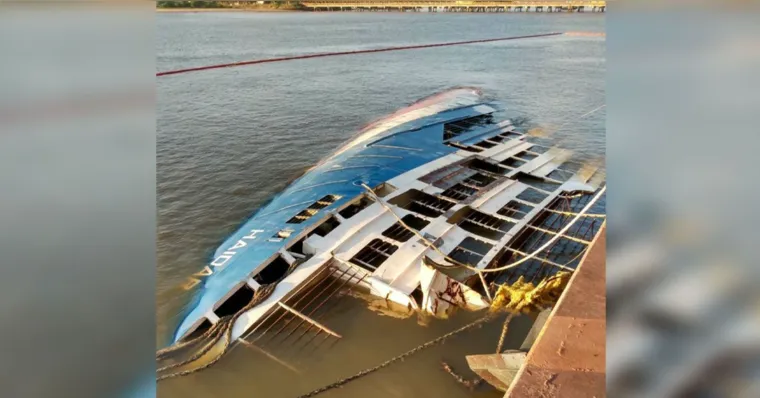 Onze anos após o naufrágio, o navio Haidar permanece parcialmente submerso no Porto de Vila do Conde, em Barcarena, onde ainda aguarda uma solução definitiva para sua retirada. | Reprodução/Redes sociais