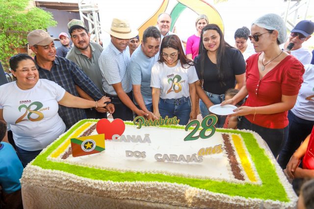 Mais de 20 mil porções de bolo em 13 bairros da cidade